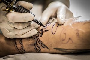 Imagen de un tatuaje en un brazo